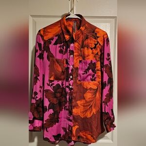 Anthropologie Pink and Orange Floral Women's Shirt